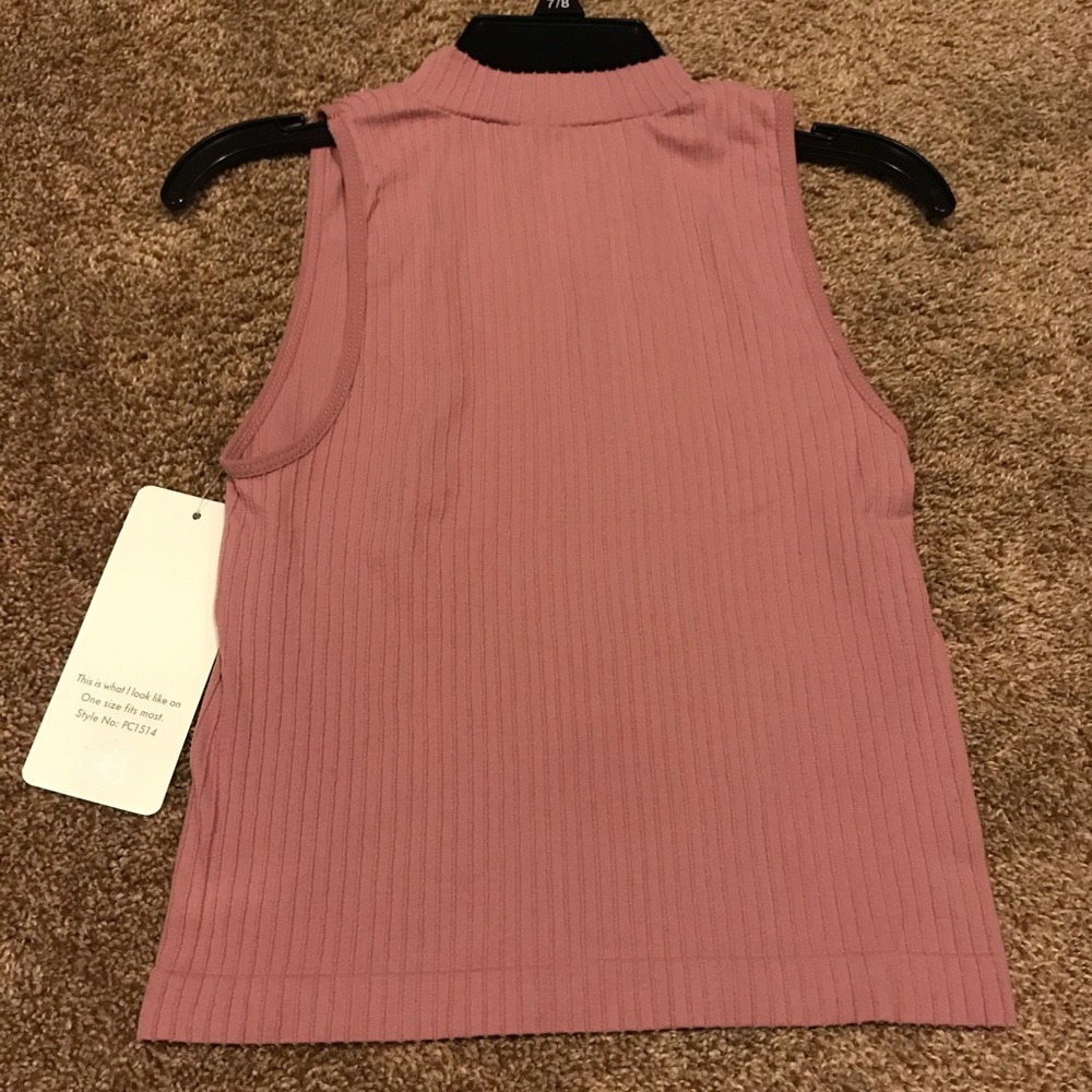 Pink top - Picture 3 of 3